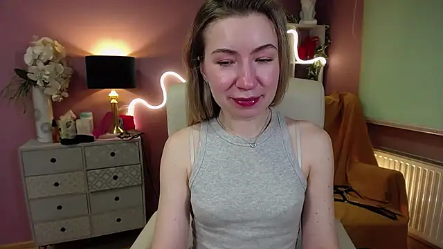 Snapshot of Mia_Tasty chatting on January 2025 11:15:02 AM Mia Tasty online show from January 2025 11:15:02 AM