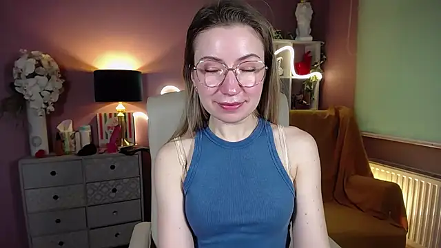 Snapshot of Mia_Tasty chatting on January 2025 01:41:01 PM Mia Tasty online show from January 2025 01:41:01 PM