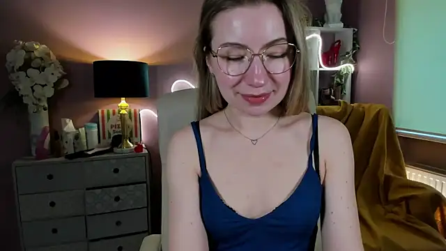 Snapshot of Mia_Tasty chatting on January 2025 10:50:02 AM Mia Tasty online show from January 2025 10:50:02 AM