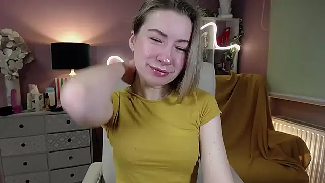 Snapshot of Mia_Tasty chatting on February 2025 07:47:01 AM Mia Tasty online show from February 2025 07:47:01 AM