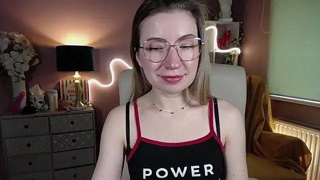 Snapshot of Mia_Tasty chatting on February 2025 11:21:02 AM Mia Tasty online show from February 2025 11:21:02 AM