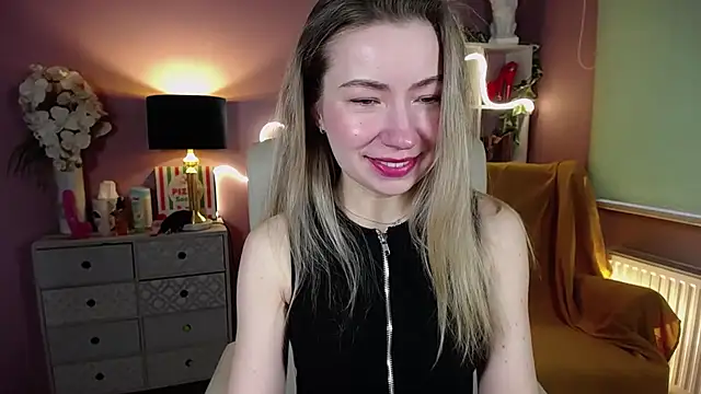 Snapshot of Mia_Tasty chatting on February 2025 08:00:02 AM Mia Tasty online show from February 2025 08:00:02 AM