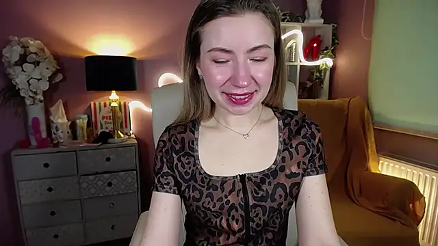 Snapshot of Mia_Tasty chatting on February 2025 07:28:01 AM Mia Tasty online show from February 2025 07:28:01 AM