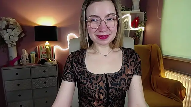 Snapshot of Mia_Tasty chatting on February 2025 10:59:02 AM Mia Tasty online show from February 2025 10:59:02 AM