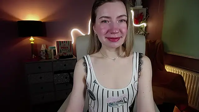 Snapshot of Mia_Tasty chatting on March 2025 07:54:02 AM Mia Tasty online show from March 2025 07:54:02 AM