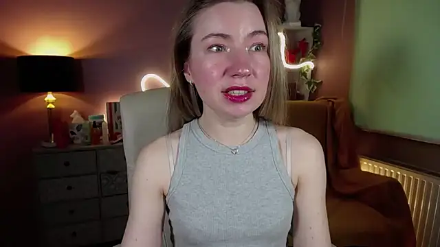 Snapshot of Mia_Tasty chatting on March 2025 10:45:02 AM Mia Tasty online show from March 2025 10:45:02 AM