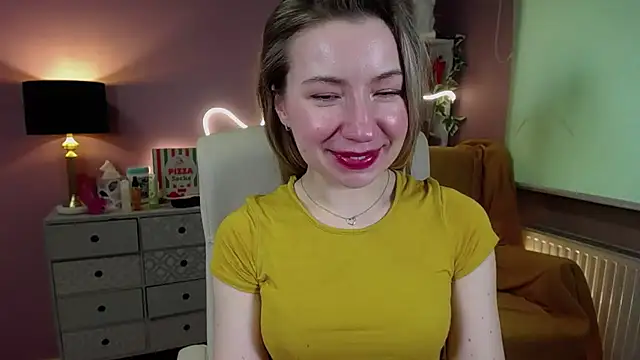 Snapshot of Mia_Tasty chatting on March 2025 11:36:02 AM Mia Tasty online show from March 2025 11:36:02 AM