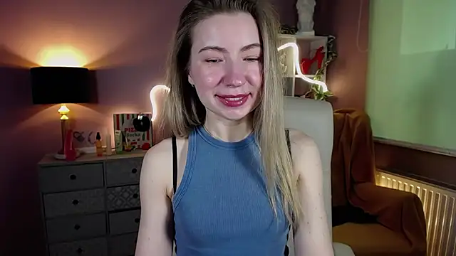 Snapshot of Mia_Tasty chatting on March 2025 08:04:02 AM Mia Tasty online show from March 2025 08:04:02 AM