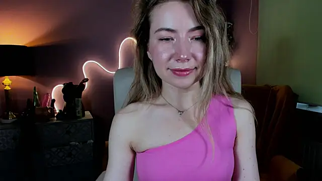 Snapshot of Mia_Tasty chatting on October 2025 06:45:01 AM Mia Tasty online show from October 2025 06:45:01 AM