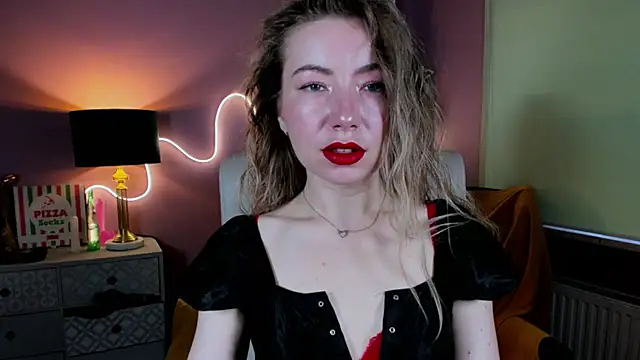 Snapshot of Mia_Tasty chatting on October 2025 07:31:01 AM Mia Tasty online show from October 2025 07:31:01 AM