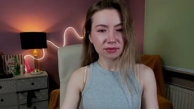 Snapshot of Mia_Tasty chatting on November 2025 07:29:01 AM Mia Tasty online show from November 2025 07:29:01 AM