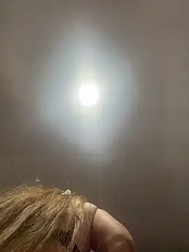 Emiily lee online show from February 2026 09:03:02 AM