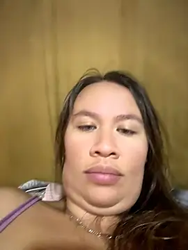 Snapshot of Emiily_lee chatting on July 2026 10:44:02 PM Emiily lee online show from July 2026 10:44:02 PM