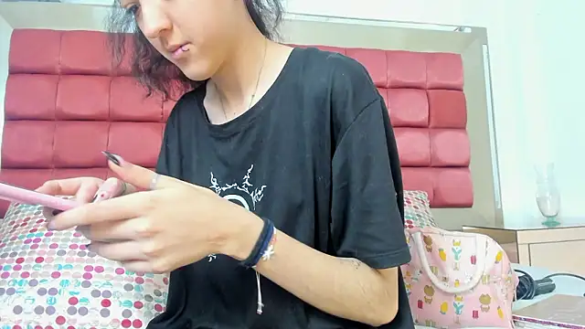 BonnieCute  online show from March 2026 11:33:01 PM