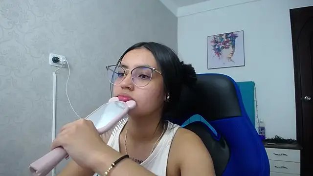 antonella sweetlittle online show from January 2025 06:40:01 PM