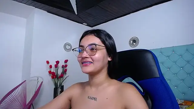 antonella sweetlittle online show from March 2026 12:01:01 PM