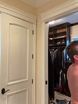 sluttydylan online show from February 2026 06:37:02 PM