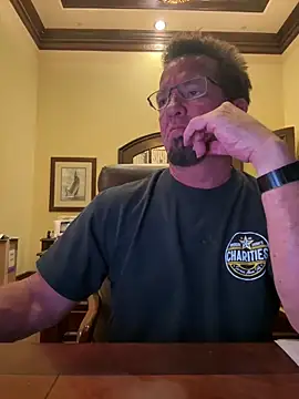 Snapshot of sluttydylan chatting on May 2026 12:51:02 AM sluttydylan online show from May 2026 12:51:02 AM