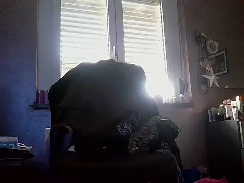 Snapshot of LadyVenere chatting on October 2025 03:33:02 PM LadyVenere online show from October 2025 03:33:02 PM