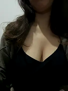 farah-36 online show from December 2025 09:55:01 PM