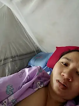 Snapshot of Dina_wet chatting on December 2024 02:22:02 AM Dina wet online show from December 2024 02:22:02 AM