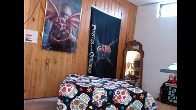 JamieBottoms online show from September 2025 01:01:01 PM