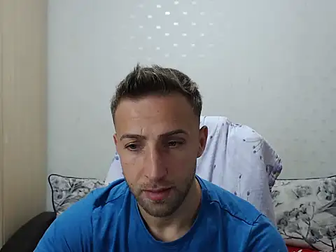 PrinceEagle online show from November 2025 07:01:02 PM