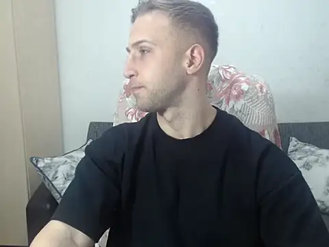 PrinceEagle online show from February 2026 06:42:01 PM