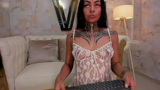 Snapshot of hanna_slut_ chatting on September 2025 10:37:01 AM hanna slut  online show from September 2025 10:37:01 AM