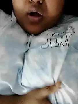 smile pretty online show from December 2024 09:28:01 PM