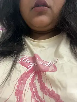 smile pretty online show from February 2026 05:34:01 PM