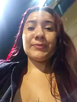 Snapshot of Blushing_Katy chatting on January 2025 03:07:02 AM Blushing Katy online show from January 2025 03:07:02 AM