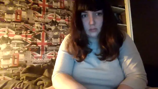 Lynylou online show from September 2025 09:44:01 AM