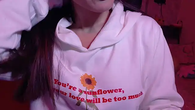 Snapshot of MidnightFlame chatting on December 2025 11:56:02 PM MidnightFlame online show from December 2025 11:56:02 PM