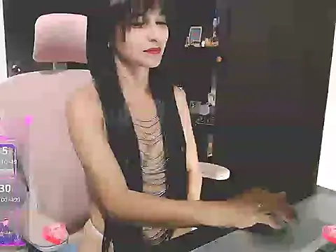 Snapshot of tifany19_ chatting on April 2026 01:11:02 AM tifany19 online show from April 2026 01:11:02 AM