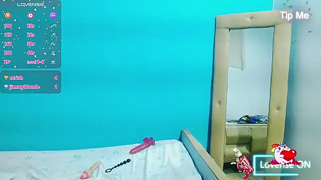 Stefanny Taylor  online show from February 2025 12:05:02 AM