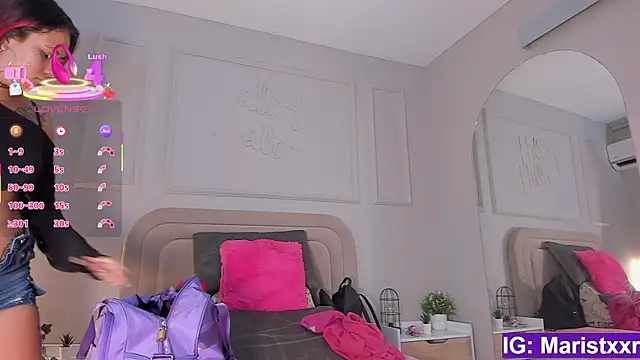 Snapshot of Maristxxr chatting on November 2025 07:35:02 PM Maristxxr online show from November 2025 07:35:02 PM