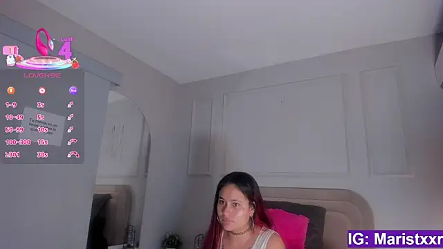 Snapshot of Maristxxr chatting on November 2025 07:35:02 PM Maristxxr online show from November 2025 07:35:02 PM