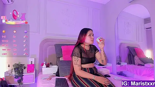 Snapshot of Maristxxr chatting on November 2025 07:37:02 PM Maristxxr online show from November 2025 07:37:02 PM