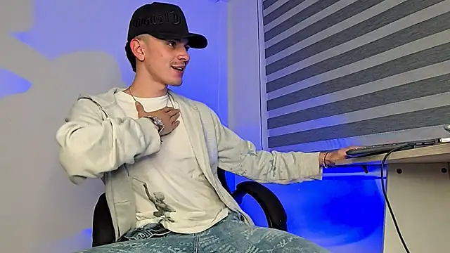 Snapshot of bastia_noooo chatting on September 2025 06:24:01 AM bastia noooo online show from September 2025 06:24:01 AM