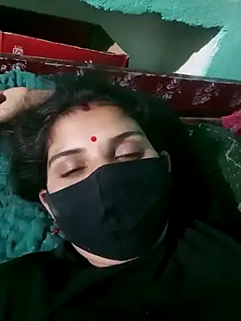 Snapshot of Hotsarina chatting on January 2025 10:19:01 PM Hotsarina online show from January 2025 10:19:01 PM