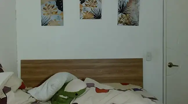 Snapshot of Baltazar_Dupont chatting on January 2025 11:43:02 AM Baltazar Dupont online show from January 2025 11:43:02 AM