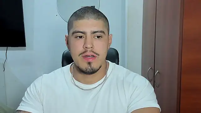 Snapshot of Baltazar_Dupont chatting on November 2025 09:42:02 AM Baltazar Dupont online show from November 2025 09:42:02 AM