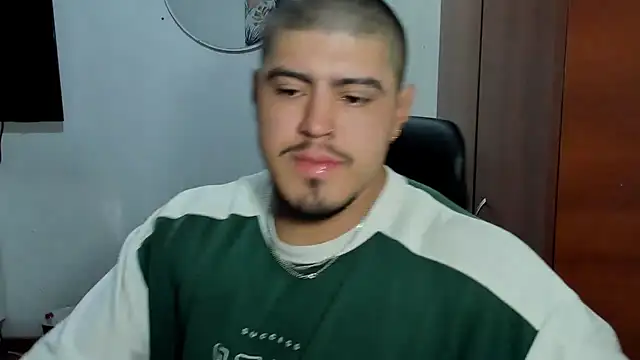 Snapshot of Baltazar_Dupont chatting on November 2025 11:22:01 AM Baltazar Dupont online show from November 2025 11:22:01 AM