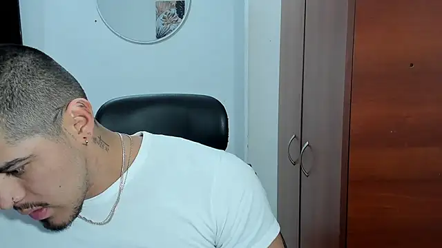 Snapshot of Baltazar_Dupont chatting on December 2025 11:15:01 AM Baltazar Dupont online show from December 2025 11:15:01 AM