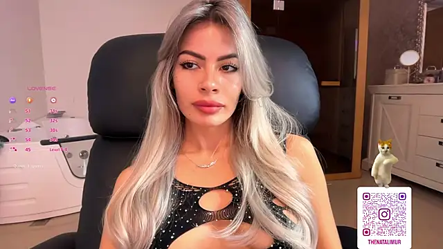 Natalimuur online show from October 2025 03:58:01 PM