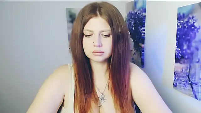 Snapshot of Lizzy_Love chatting on April 2026 09:55:01 AM Lizzy Love online show from April 2026 09:55:01 AM