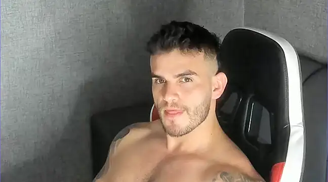 Ricardogo19 online show from March 2025 10:29:02 PM