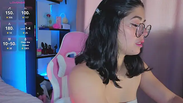 LoaLuxury online show from November 2025 06:29:01 PM