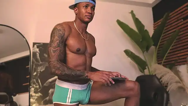 Logan Varela online show from February 2025 11:37:01 PM